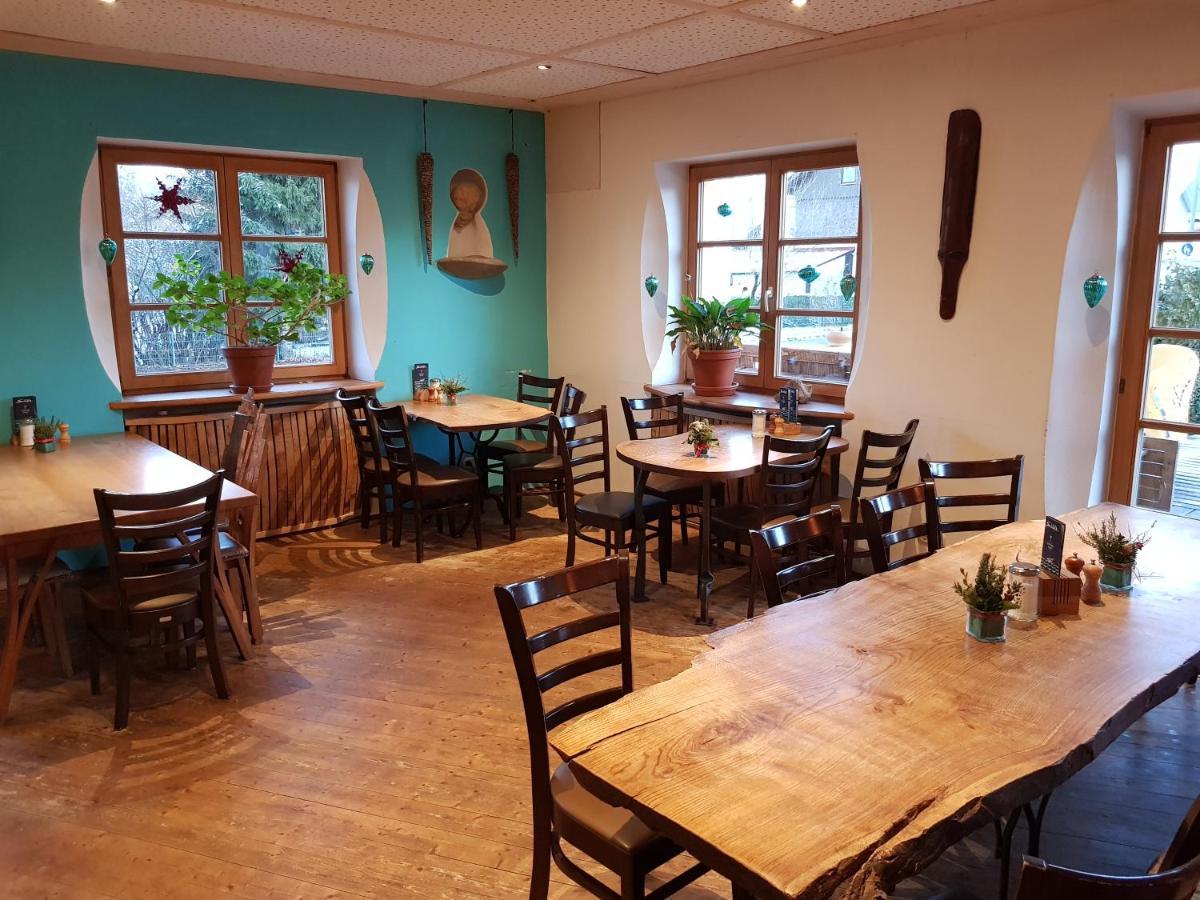 Schiff Bihlerdorf - Hostel 외부 사진