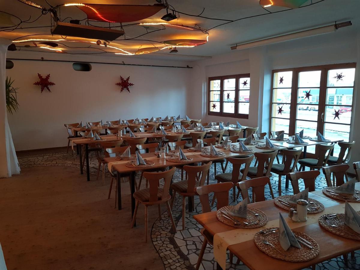 Schiff Bihlerdorf - Hostel 외부 사진