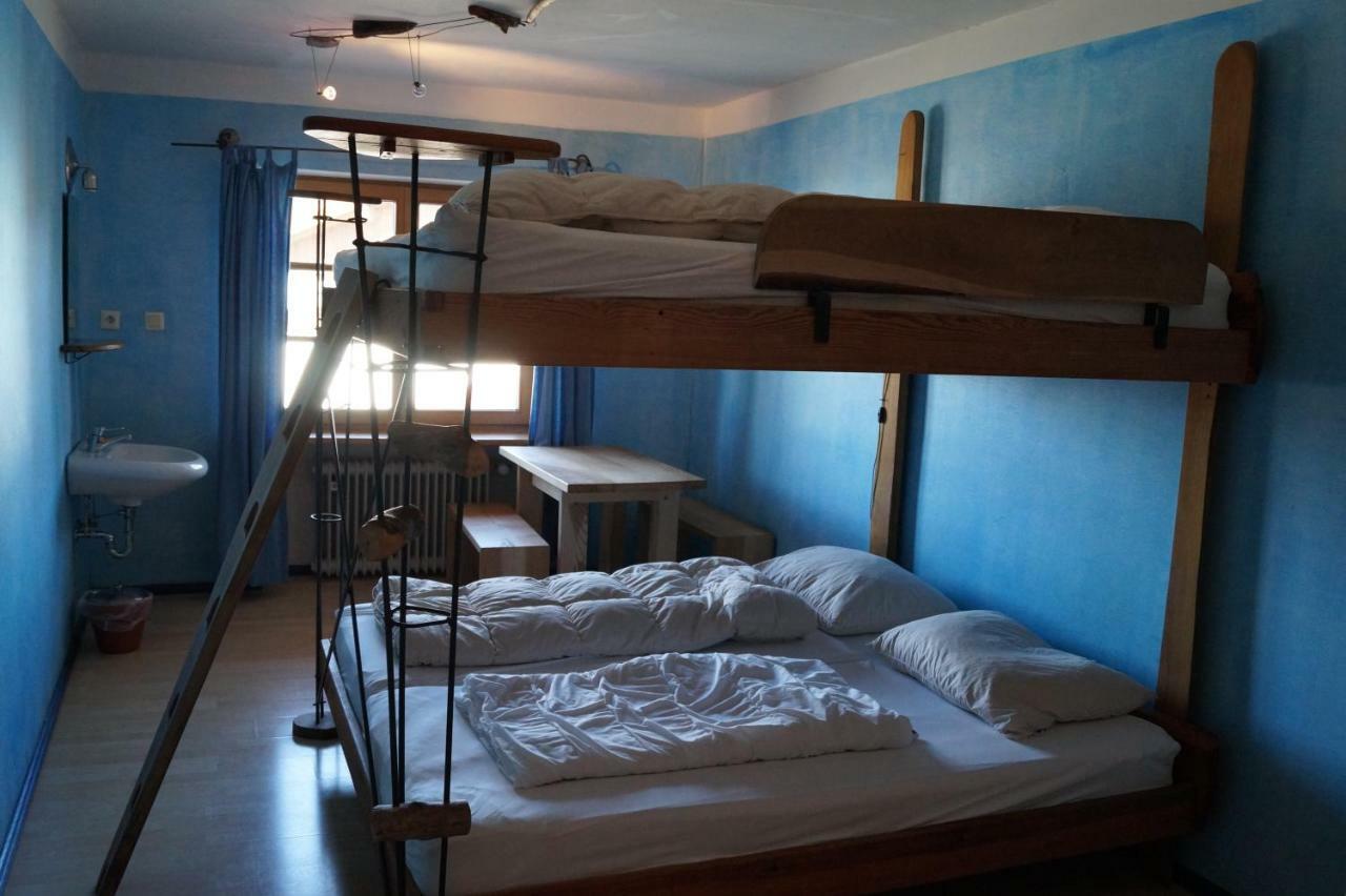 Schiff Bihlerdorf - Hostel 외부 사진