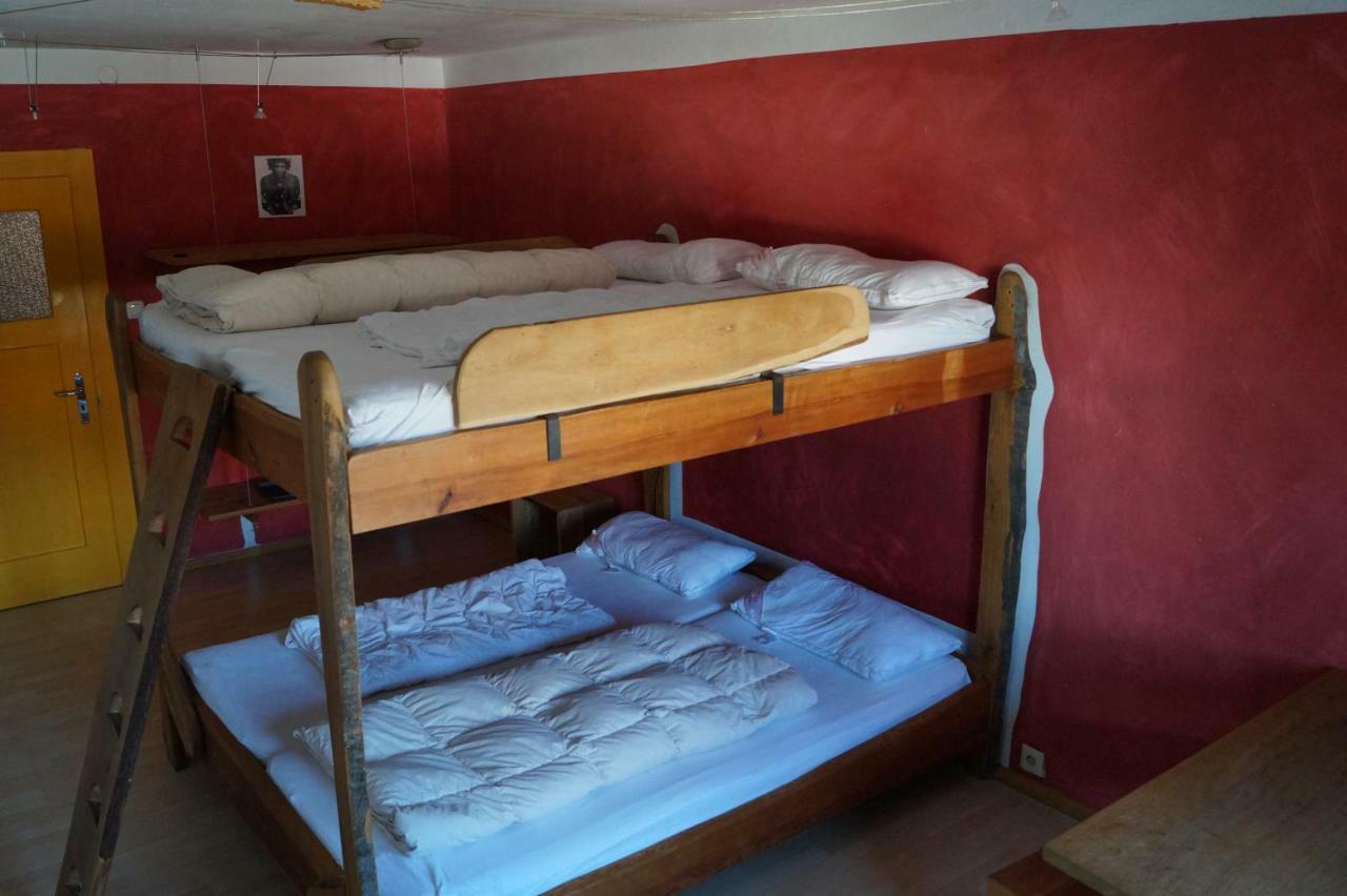 Schiff Bihlerdorf - Hostel 외부 사진