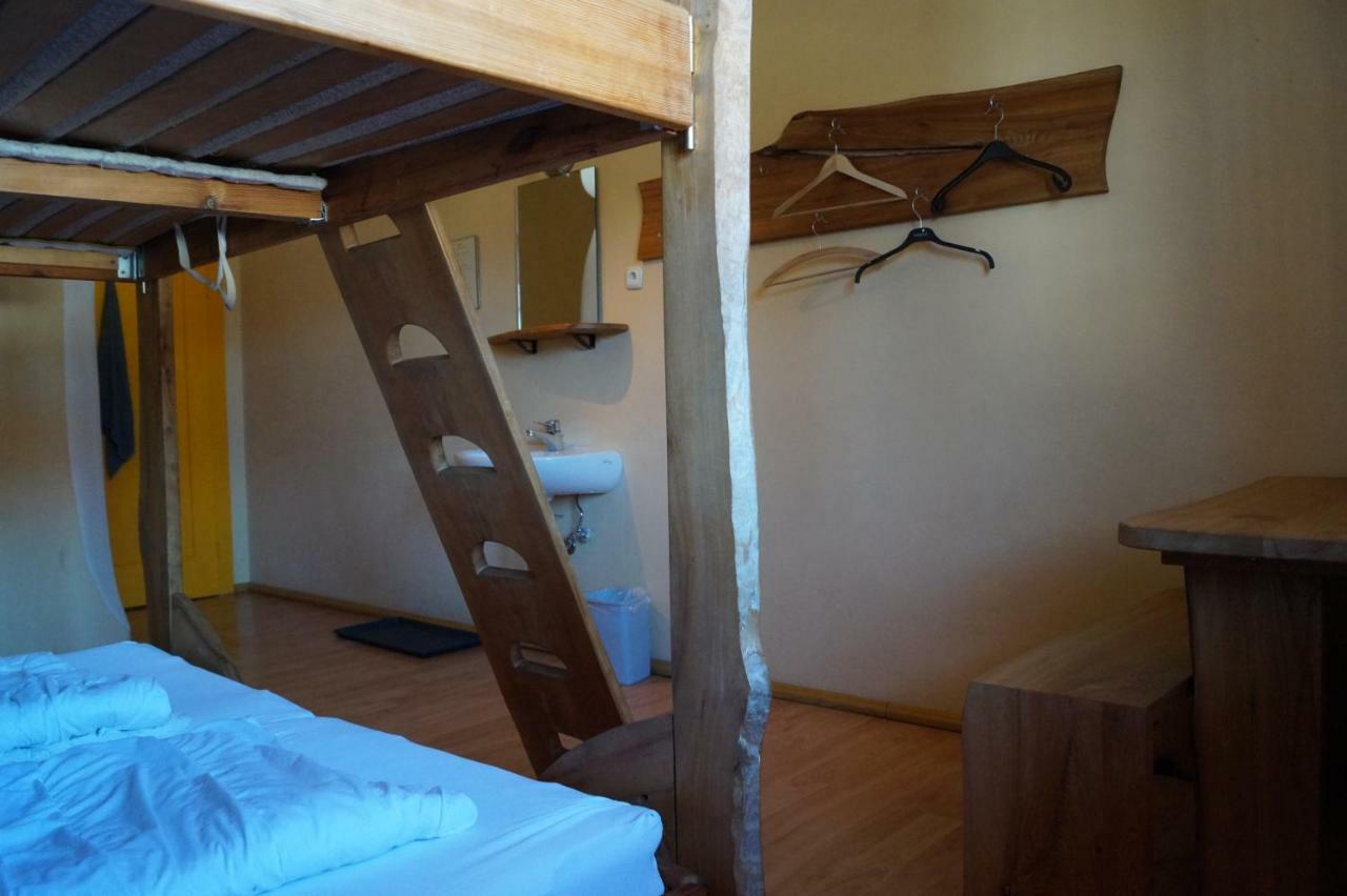 Schiff Bihlerdorf - Hostel 외부 사진